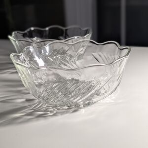 🐦3 For $35🐦Vintage Studio Nova "Winter Rose" Ruffled Bowls - Set of 2